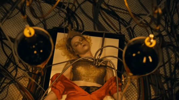 The Bride: Το trailer της νέας ταινίας με την Τζέσι Μπάκλεϊ ως «Νύφη του Φρανκενστάιν»
