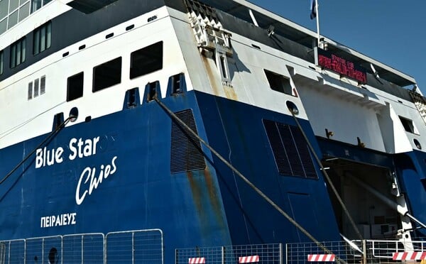 Νεκρός ναυτικός στο Blue Star Χίος: Η ΕΛΑΣ έχει βίντεο από τη στιγμή που ο 20χρονος εγκλωβίζεται στην πόρτα
