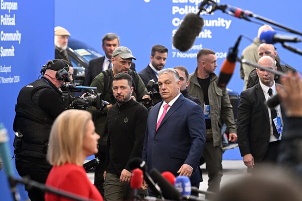 H ΕΕ προετοιμάζεται για ένταξη Ουκρανίας και Μολδαβίας παρά το βέτο της Ουγγαρίας
