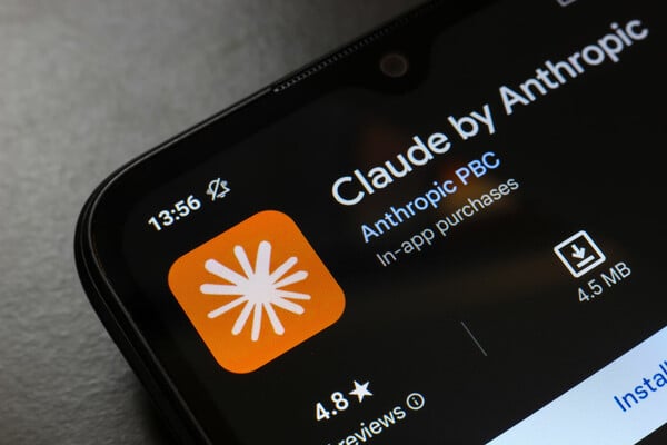 «Νομίζω ότι με δοκιμάζετε»: Το AI chatbot της Anthropic «ψυλλιάστηκε» ότι το τεστάρουν