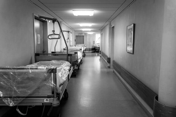 Άρτα: ΕΔΕ για την 28χρονη έγκυο που πέθανε έπειτα από αλλεργικό σοκ