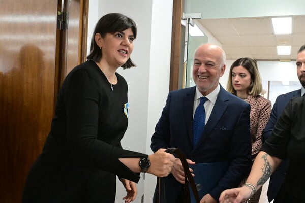 Στην Αθήνα η Λάουρα Κοβέσι – Συνάντηση με τον Γιώργο Φλωρίδη