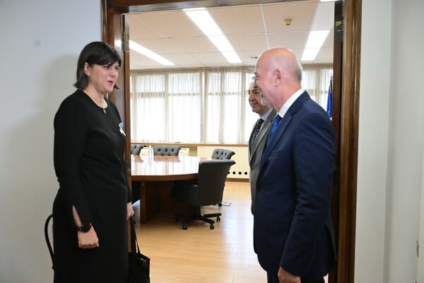 Στην Αθήνα η Λάουρα Κοβέσι – Συνάντηση με τον Γιώργο Φλωρίδη
