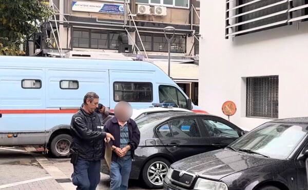 Λαρίσα: Παραδόθηκαν τα δύο αδέλφια που έψαχναν μαζί με τον 77χρονο λίρες σε σπηλιά στους Γόννους