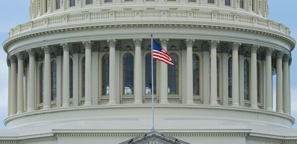 Shutdown στις ΗΠΑ: Τα τέσσερα σενάρια που τρομάζουν την Ουάσινγκτον
