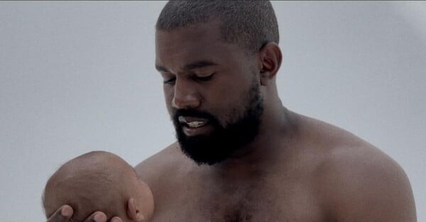 Η μακρά αποκαθήλωση του Kanye West 