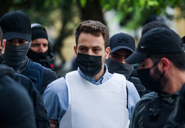 ΜΠΑΜΠΗΣ ΑΝΑΓΝΩΣΤΟΠΟΥΛΟΣ ΠΑΤΕΡΑΣ ΚΑΡΟΛΑΙΝ