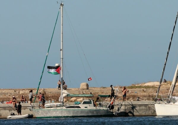 Σε απεργία πείνας 11 Έλληνες του Global Sumud Flotilla: Νεότερα για την επιστροφή τους