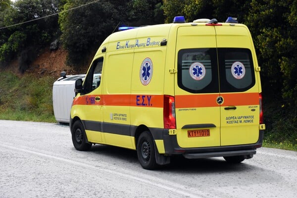 Τροχαίο δυστύχημα στο Μενίδι: Νεκρή 46χρονη οδηγός