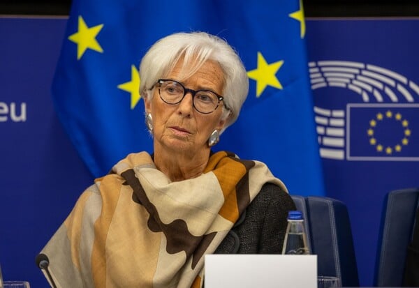 ΚΡΙΣΤΙΝ ΛΑΓΚΑΡΝΤ ΠΡΟΕΔΡΟΣ ΓΑΛΛΙΑΣ