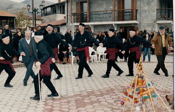 Από τη φάβα της Σκοπέλου έως τα Κέδαρα της Ημαθίας: 11 νέες ζωντανές παραδόσεις στο Ευρετήριο Άυλης Πολιτιστικής Κληρονομιάς