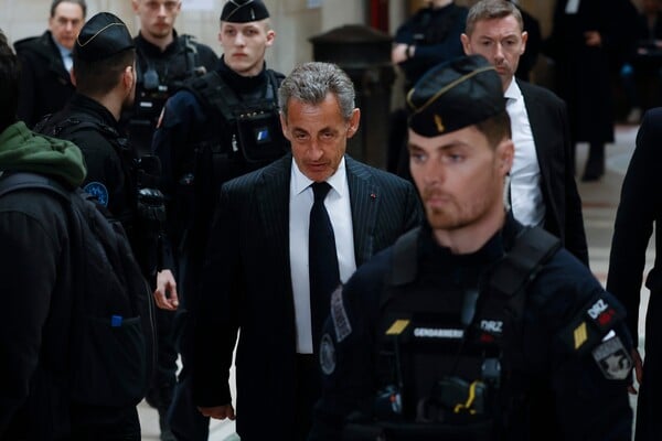 ΝΙΚΟΛΑ ΣΑΡΚΟΖΙ ΓΑΛΛΙΑ