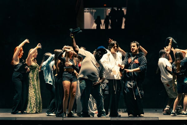 Ο Saske «έκαψε» το ΟΑΚΑ: Εικόνες από το sold-out υπερθέαμα