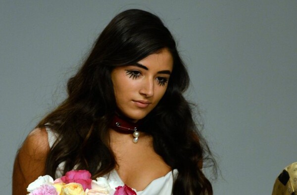 Εβδομάδα μόδας στο Ριάντ: «Καρφιά» από την εγγονή της Vivienne Westwood για τη συμμετοχή του οίκου