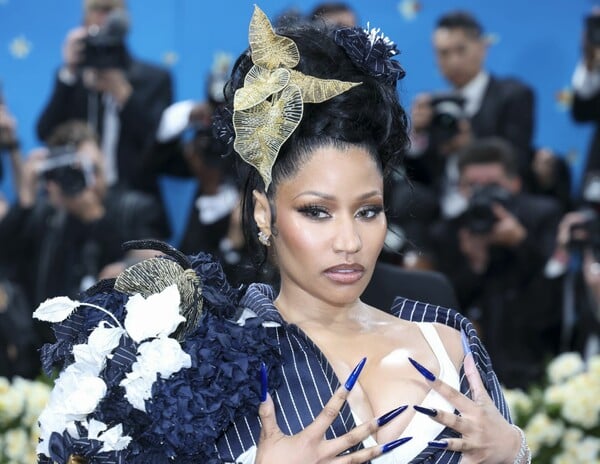 Η Nicki Minaj δεν θέλει να κυκλοφορήσει το νέο της άλμπουμ με βολές κατά του Jay-Z: «Ελπίζω να είσαι ευχαριστημένος»