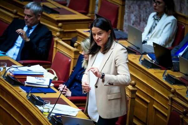 Ο ΣΥΡΙΖΑ αποχώρησε πριν την ψηφοφορία του εργασιακού νομοσχεδίου - Η αντίδραση Κεραμέως