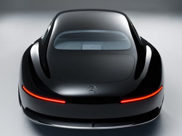 Vision Iconic: Tο ηλεκτρικό όραμα της Mercedes με άρωμα δεκαετίας του ’30