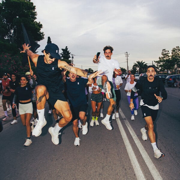 On Soft Saturday Run: Όταν το τρέξιμο ορίζει τον παλμό της πόλης
