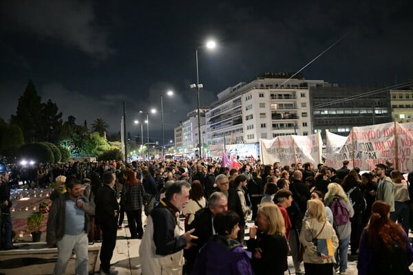 Μνημείο Αγνώστου Στρατιώτη: Συγκέντρωση διαμαρτυρίας για την τροπολογία στο Σύνταγμα