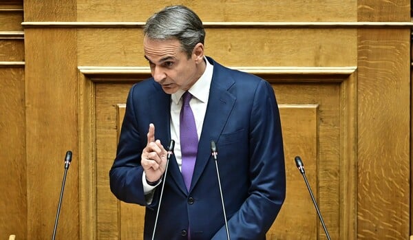 Μητσοτάκης για Άγνωστο Στρατιώτη: «Οι ιεροί τόποι ανήκουν σε όλους και όχι σε όσους φωνάζουν περισσότερο»