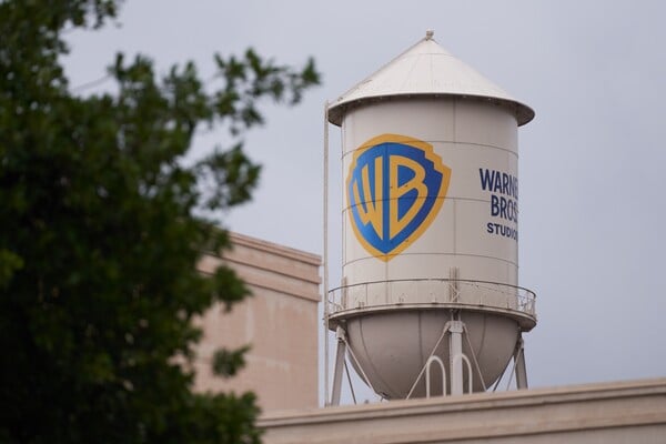 WARNER BROS DISCOVERY