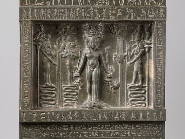 Οι θεοί της Αιγύπτου προσγειώνονται στη Νέα Υόρκη