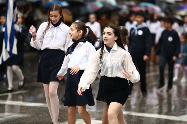 28Η ΟΚΤΩΒΡΙΟΥ ΜΑΘΗΤΙΚΗ ΠΑΡΕΛΑΣΗ ΘΕΣΣΑΛΟΝΙΚΗ