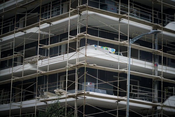 ΝΟΚ: Υπεγράφη το προεδρικό διάταγμα - Τι ισχύει για τις οικοδομικές άδειες