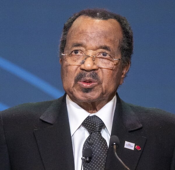 Ο 92χρονος πρόεδρος του Καμερούν επανεκλέγεται για όγδοη θητεία