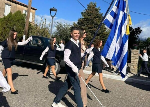 28Η ΟΚΤΩΒΡΙΟΥ ΠΑΡΕΛΑΣΗ ΑΓΡΙΝΙΟ