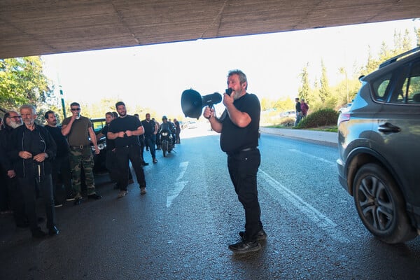 Κρήτη: «Μπλόκο» αγροτών και κτηνοτρόφων στον ΒΟΑΚ - Τι ζητούν από την κυβέρνηση