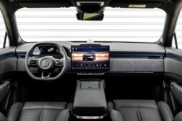 Η άφιξη της Ζeekr στην Ελλάδα είναι πλέον γεγονός