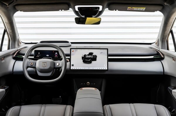 Η άφιξη της Ζeekr στην Ελλάδα είναι πλέον γεγονός