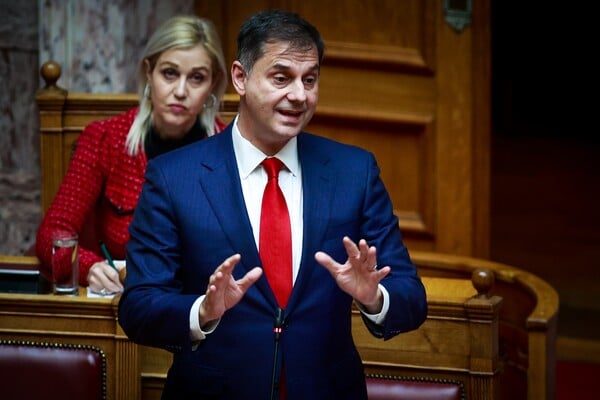 ΧΑΡΗΣ ΘΕΟΧΑΡΗΣ ΕΜΠΡΗΣΤΙΚΗ ΕΠΙΘΕΣΗ