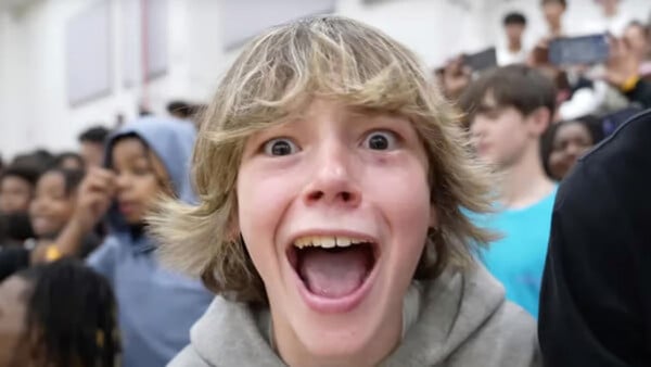 Το «6-7» ανακηρύχθηκε λέξη της χρονιάς από το Dictionary.com, παρότι δεν είναι καν λέξη