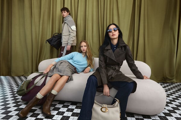 Μια νέα εποχή, μια νέα ιστορία: Η MODIVO παρουσιάζει την καμπάνια Φθινόπωρο/Χειμώνας 2025