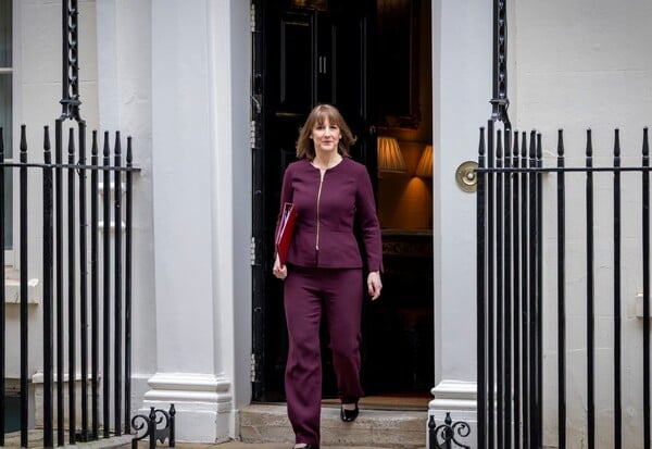 ΥΠΟΥΡΓΟΣ ΣΤΑΡΜΕΡ ΒΡΕΤΑΝΙΑ