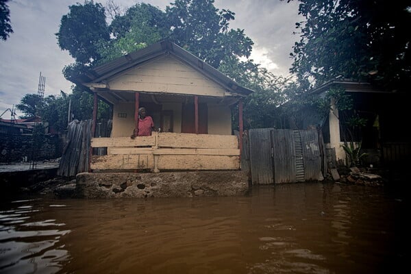 Τυφώνας Μελίσα: Αυξήθηκαν οι νεκροί στην Τζαμάικα - «Οι λέξεις δεν μπορούν να περιγράψουν πόσο καταστροφικός ήταν»