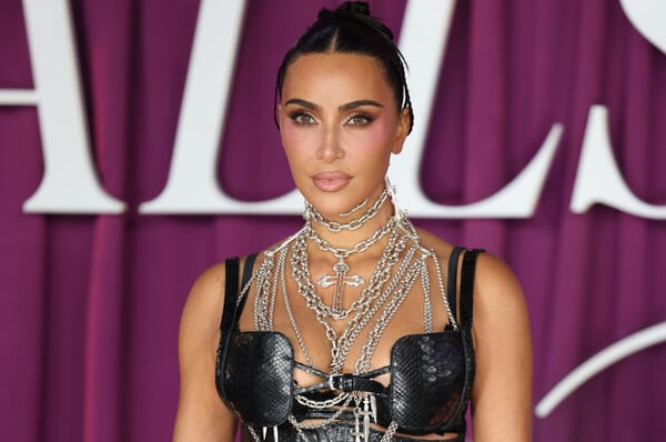 «Έχουμε πάει στη Σελήνη έξι φορές»: Η NASA απαντά στη θεωρία συνωμοσίας της Κιμ Καρντάσιαν