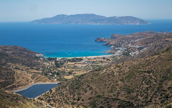 Στην Ίο τον Οκτώβρη με Γαΐτη και νεράιδες