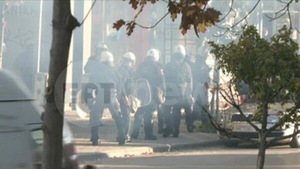 Δίκη για δολοφονία Καμπανού: Επεισόδια μεταξύ οπαδών έξω από τα δικαστήρια