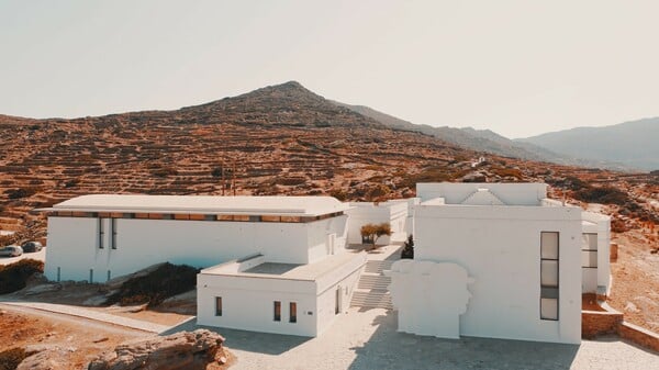 Στην Ίο τον Οκτώβρη με Γαΐτη και νεράιδες