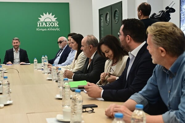 Το ΠΑΣΟΚ και οι χαμένες ευκαιρίες