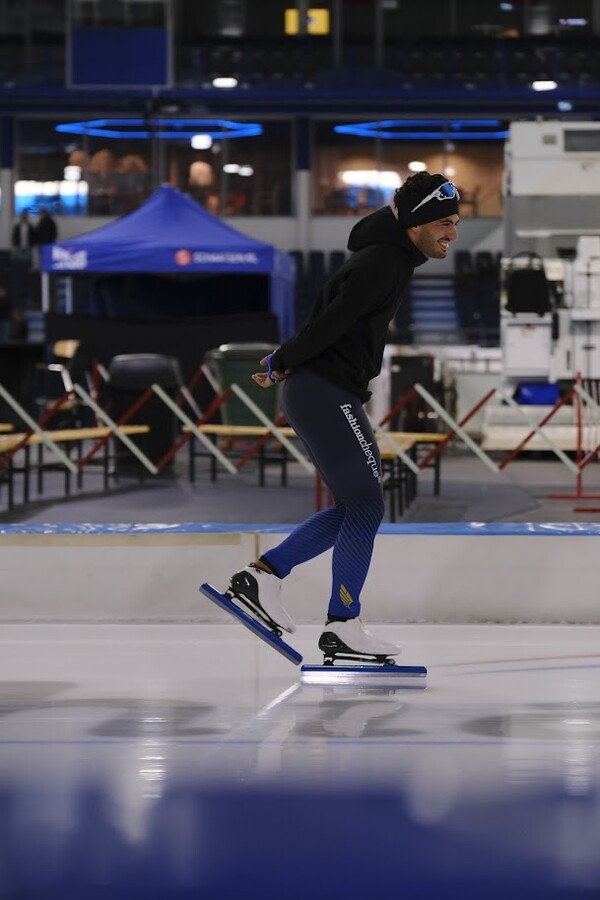 Γνωρίζοντας τον πρώτο Έλληνα παγοδρόμο ταχύτητας που ετοιμάζεται για τους Ολυμπιακούς αγώνες