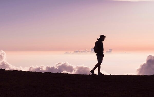 Νέα έρευνα για το Αλτσχάιμερ: Ακόμη και 3.000 βήματα την ημέρα μπορεί να καθυστερήσουν την εξέλιξή της