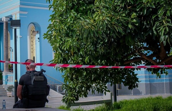 Βορίζια: «Οι γέροντες της οικογένειας έπεισαν τους τρεις να παραδοθούν» - Γιατί εμπλέκεται ο στρατός