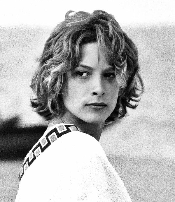 *Να γυρνάς προς το αληθινό αφού έχεις καεί από το ωραίο/ από τον Πάνο Μιχαήλ