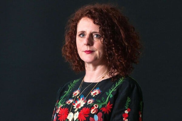 Η ιστορία της άγνωστης γυναίκας του Σαίξπηρ