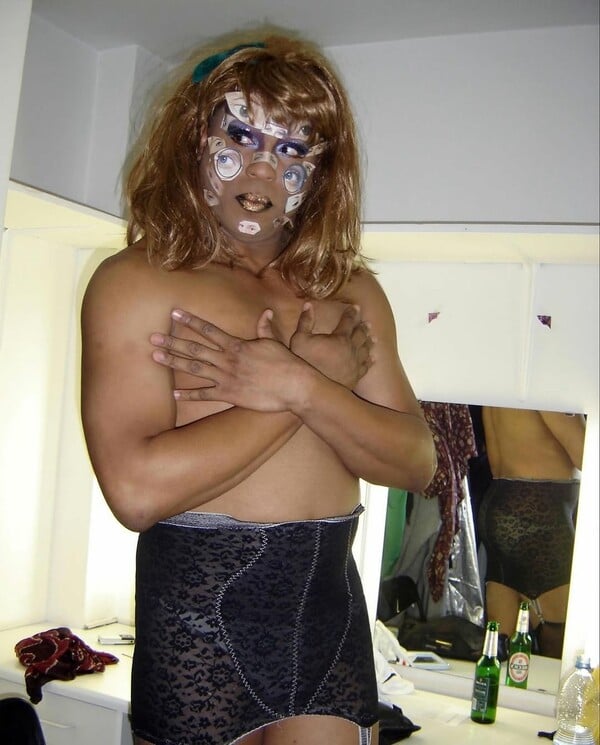 *Να γυρνάς προς το αληθινό αφού έχεις καεί από το ωραίο/ από τον Πάνο Μιχαήλ