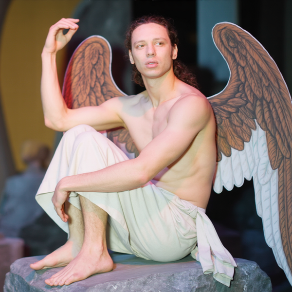 *Να γυρνάς προς το αληθινό αφού έχεις καεί από το ωραίο/ από τον Πάνο Μιχαήλ